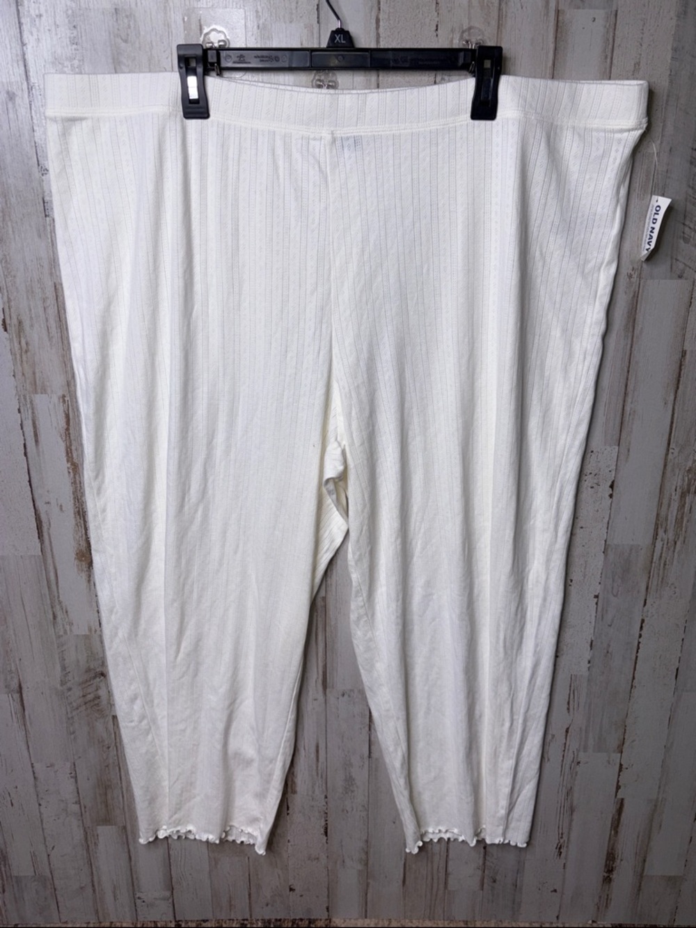 Old Navy High Waisted Pointtelle Knit Lettuce Hem Crop Lounge Pants in Cream 3X